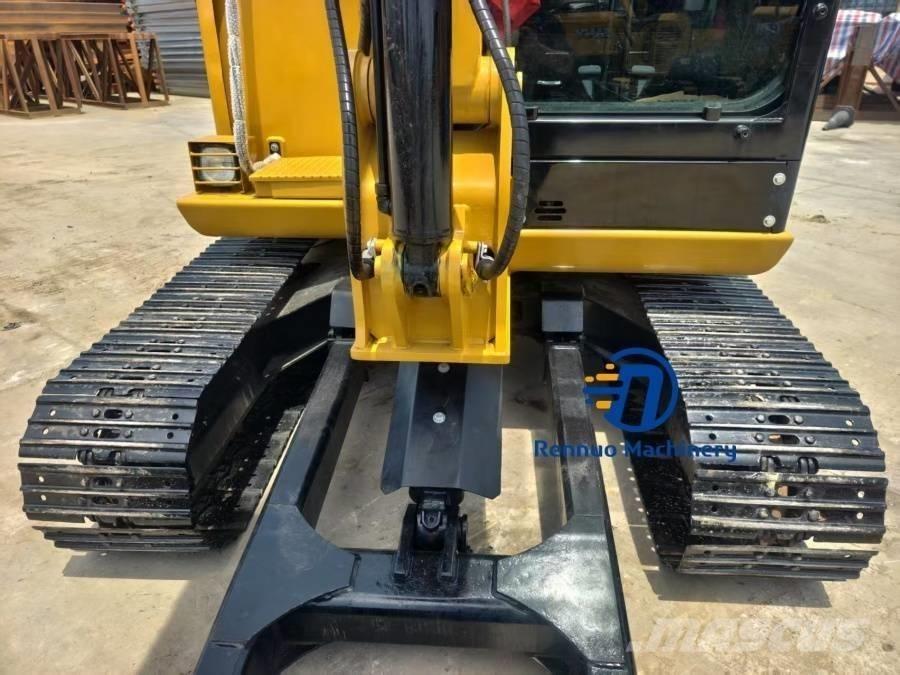 CAT 306E2 Mini ekskavatoriai < 7 t