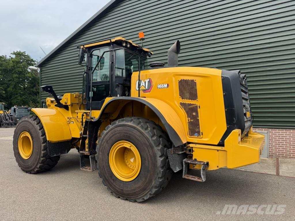 CAT 966 M Naudoti ratiniai krautuvai