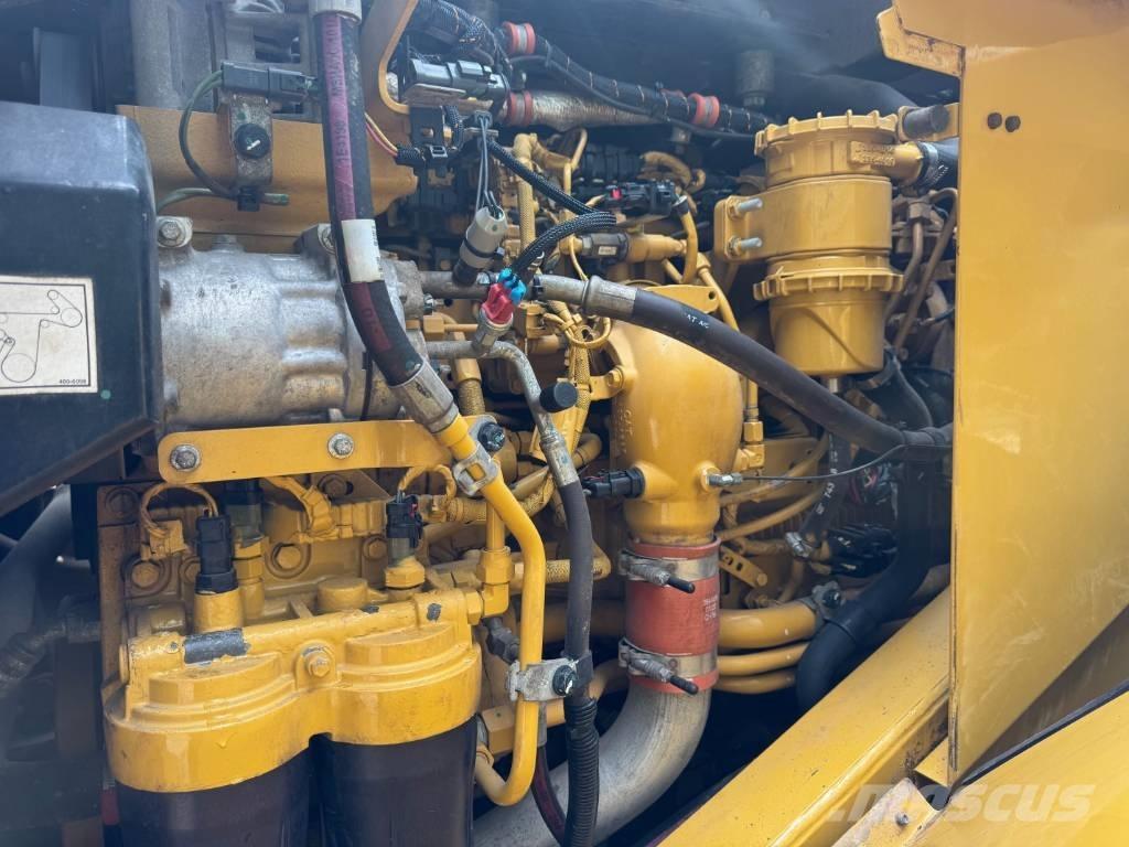 CAT 966 M Naudoti ratiniai krautuvai