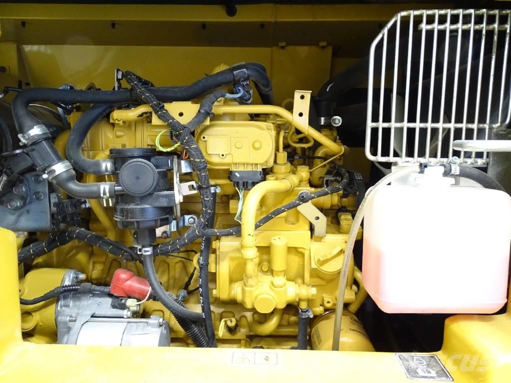CAT 306 CR Mini ekskavatoriai < 7 t