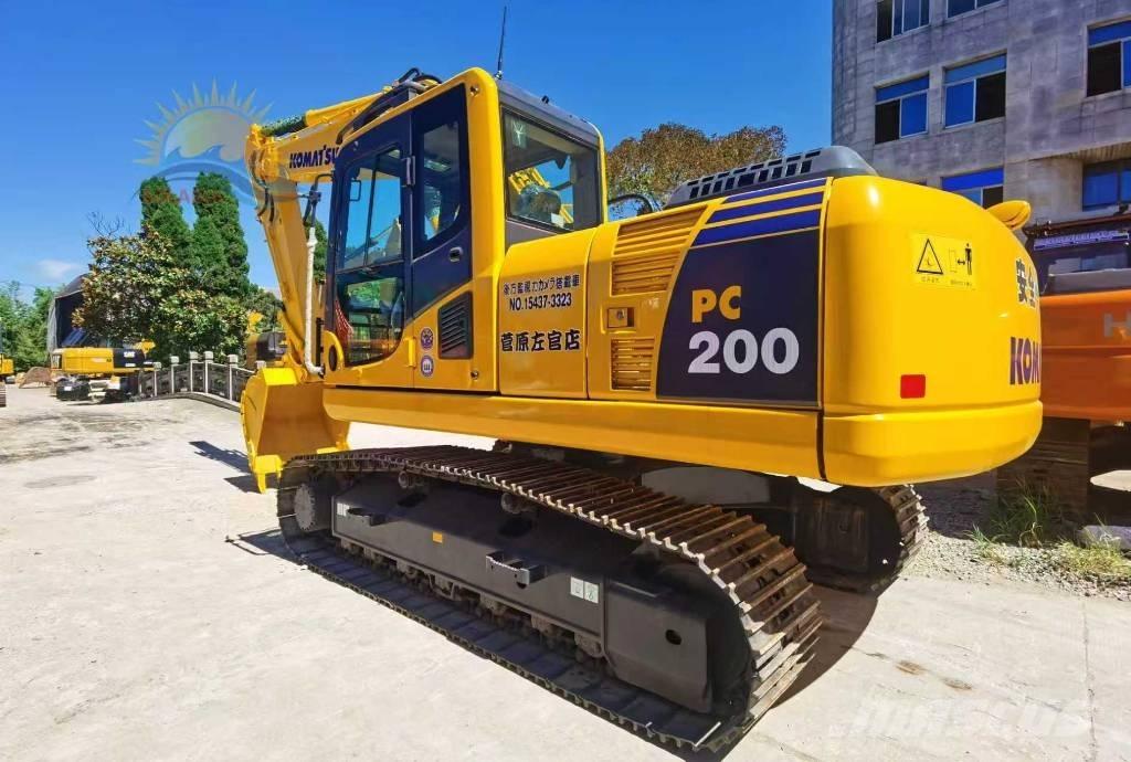 Komatsu PC 200-8 Vikšriniai ekskavatoriai