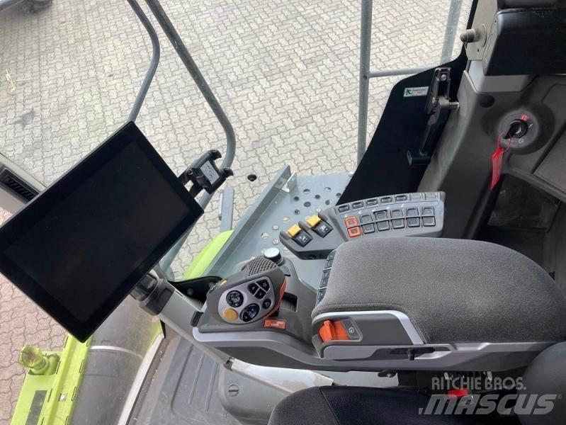 CLAAS LEXION 6600 Derliaus nuėmimo kombainai