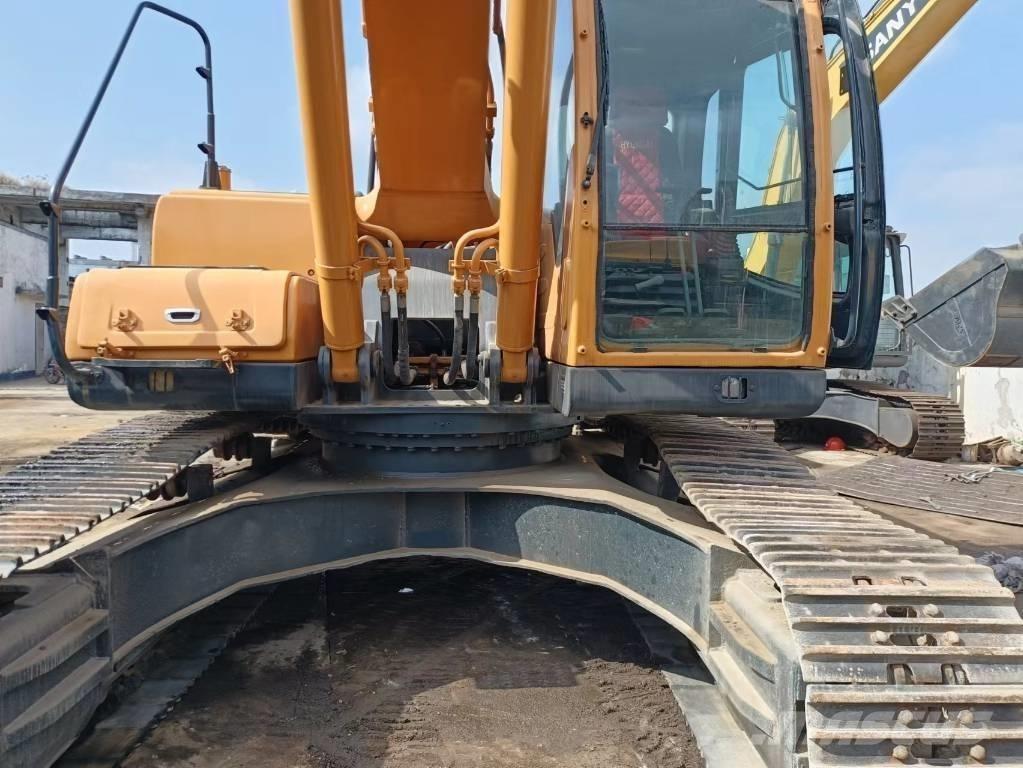 Hyundai 305-9 Vikšriniai ekskavatoriai