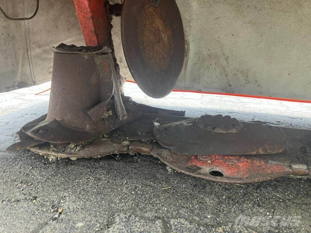 Kuhn GMD 4410 Formuojančios žoliapjovės