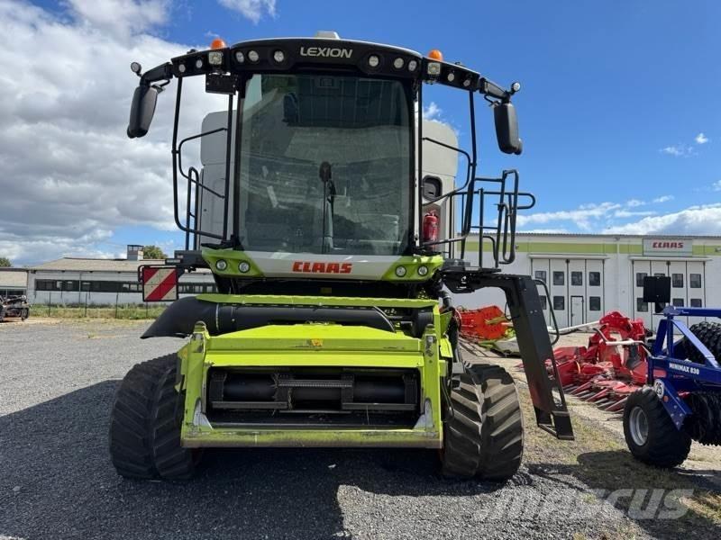 CLAAS LEXION 6900 Derliaus nuėmimo kombainai