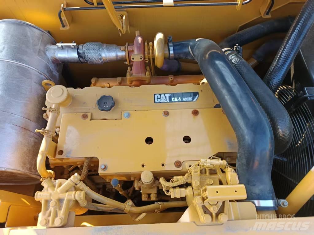 CAT CAT320DL Vidutinės galios ekskavatoriai 7-12 t