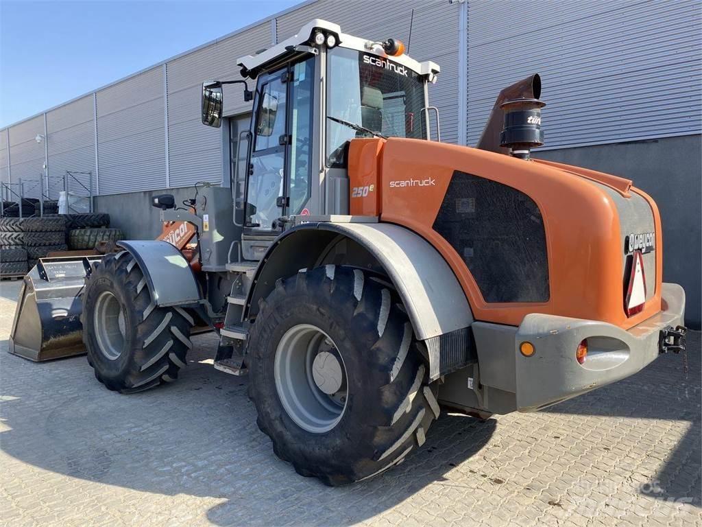 Weycor AR250E Naudoti ratiniai krautuvai