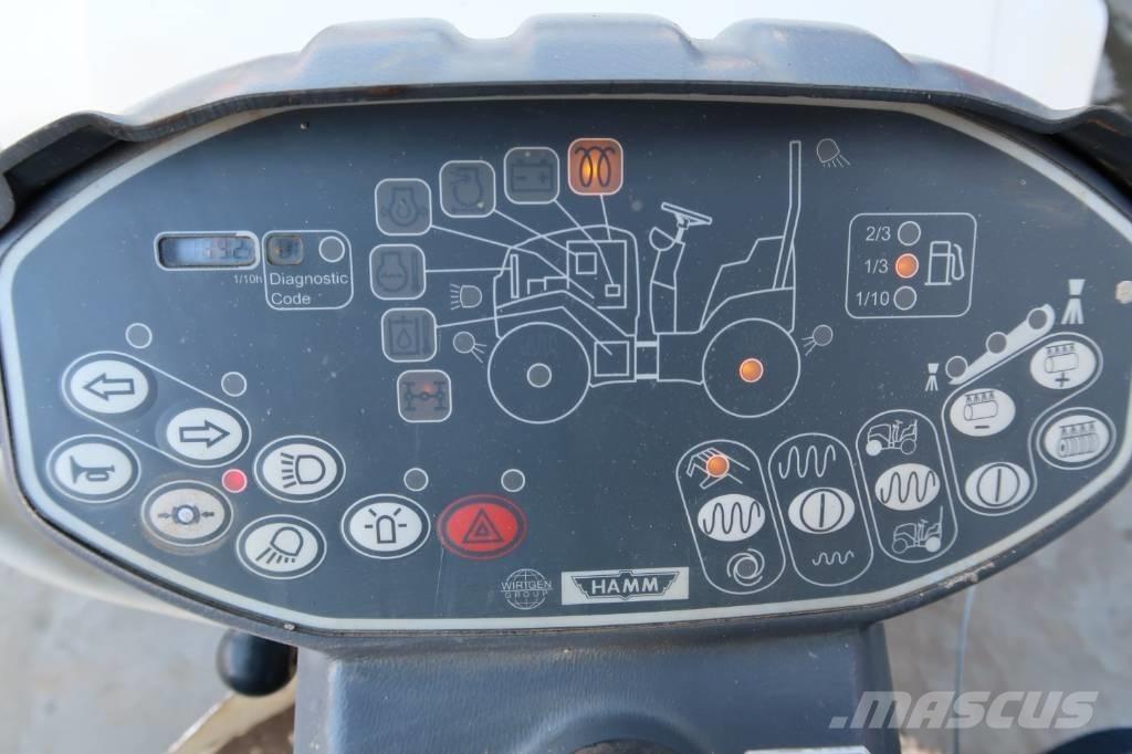 Hamm HD 12 VV Porinių būgnų volai