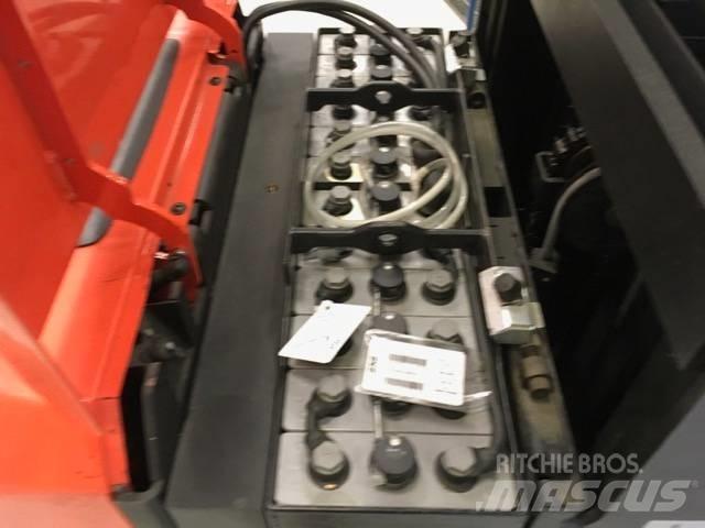 Toyota OSE 100 W Mažų aukščių užsakytų prekių krautuvai
