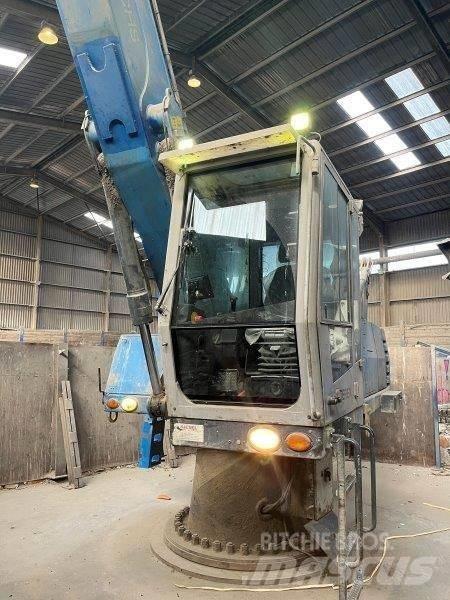 Fuchs AHL 831 D Atliekų / pramoniniai krautuvai