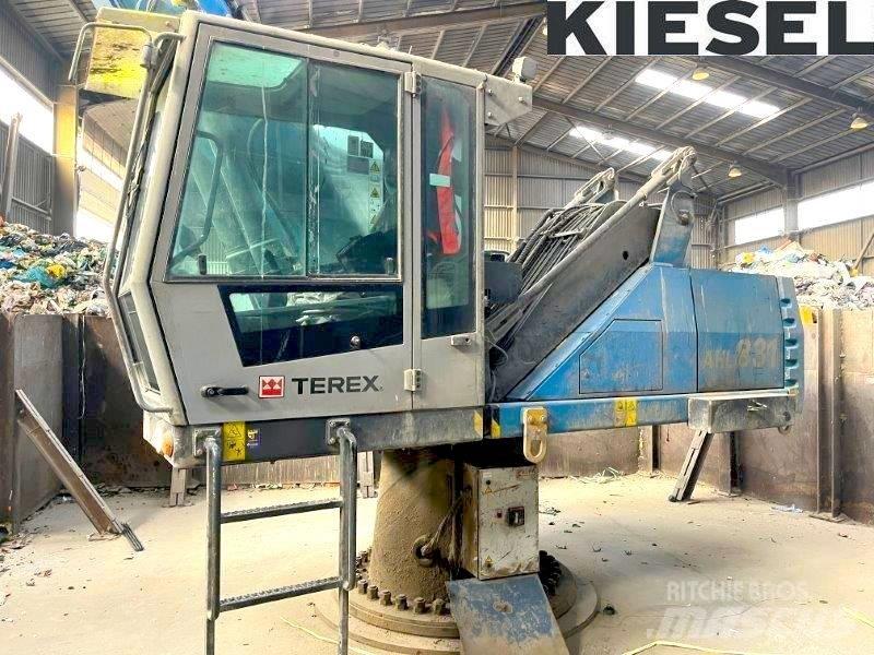 Fuchs AHL 831 D Atliekų / pramoniniai krautuvai