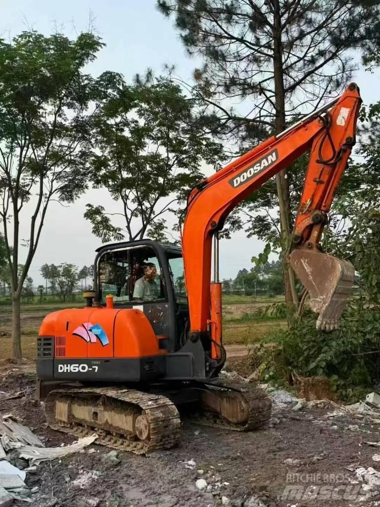 Doosan DH 60-7 Mini ekskavatoriai < 7 t