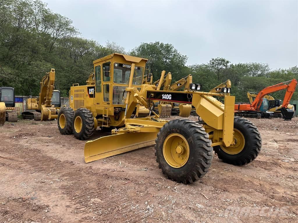 CAT 140 G Greideriai