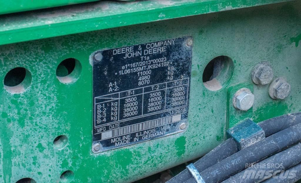 John Deere 6155M Traktoriai