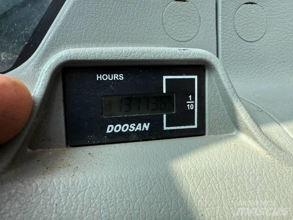 Doosan DX 255 LC-5 Vikšriniai ekskavatoriai
