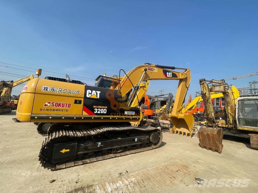 CAT 326 D2 Vikšriniai ekskavatoriai