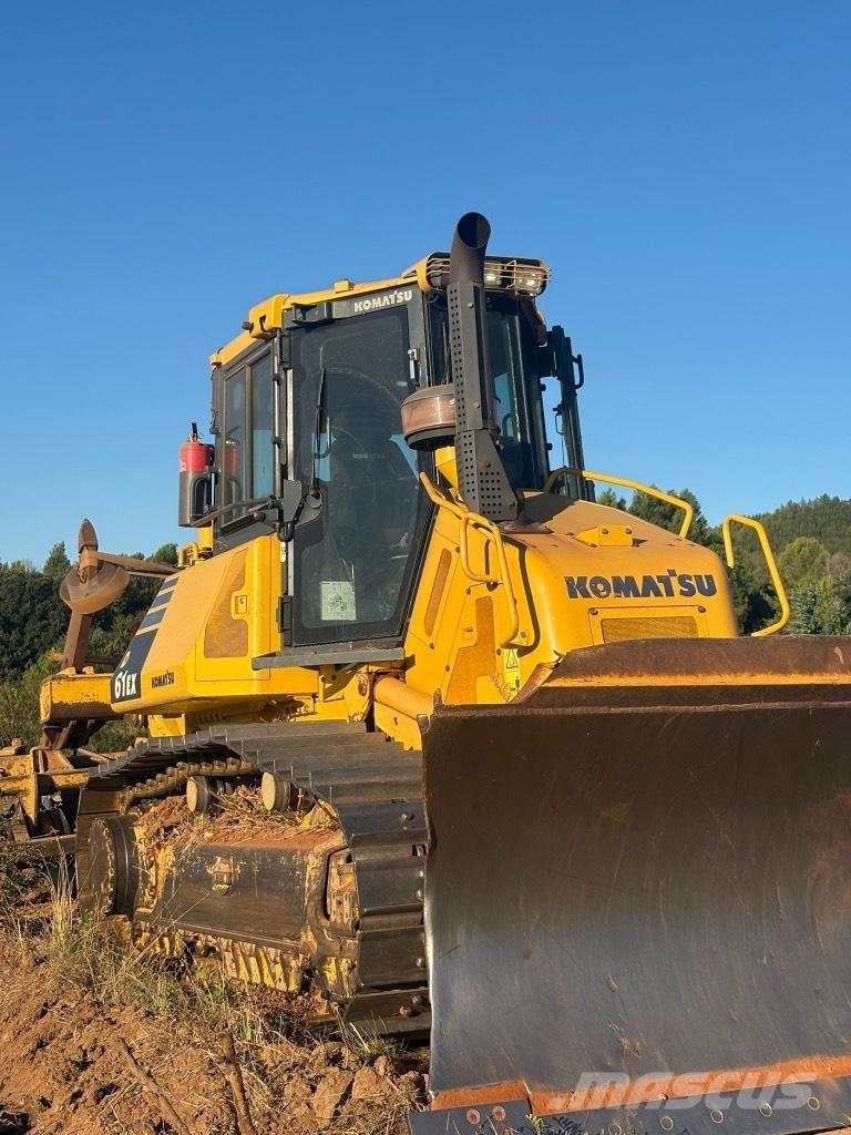 Komatsu D 61 EX-23 Vikšriniai buldozeriai