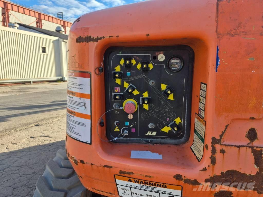 JLG M 600 JP Alkūniniai keltuvai