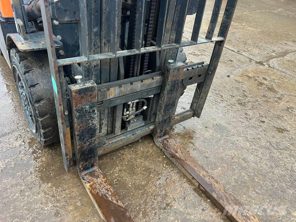 Doosan D 30 GP Dyzeliniai krautuvai