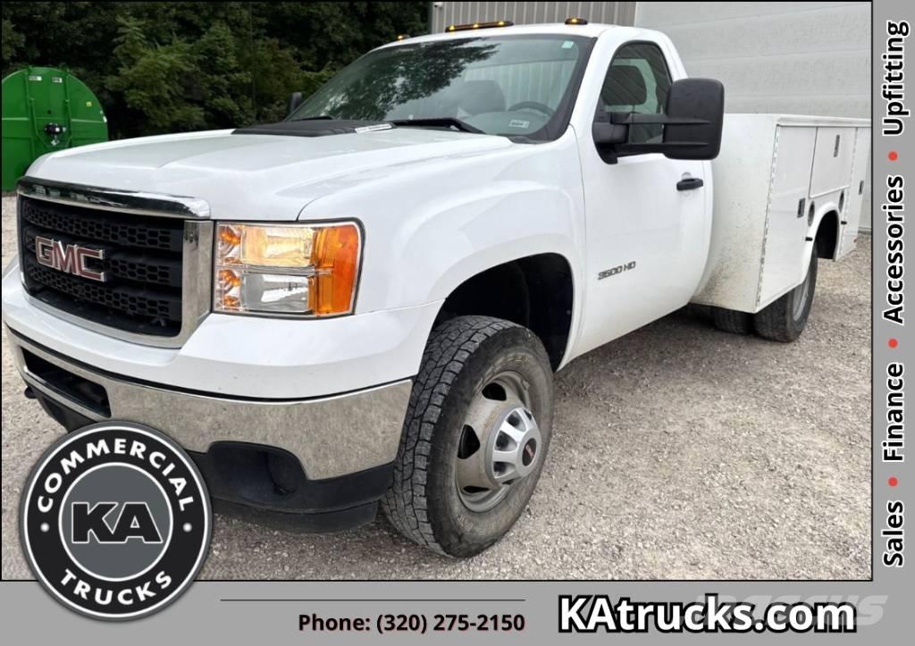 GMC Sierra 3500 HD Pikapai / Bortiniai sunkvežimiai
