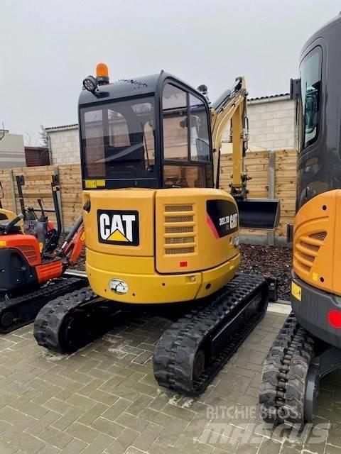 CAT 302.7 D CR Mini ekskavatoriai < 7 t
