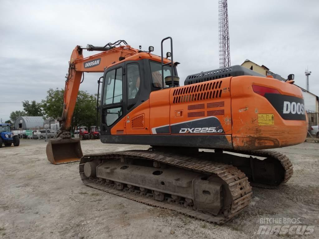 Doosan DX 225 LC-5 Vikšriniai ekskavatoriai