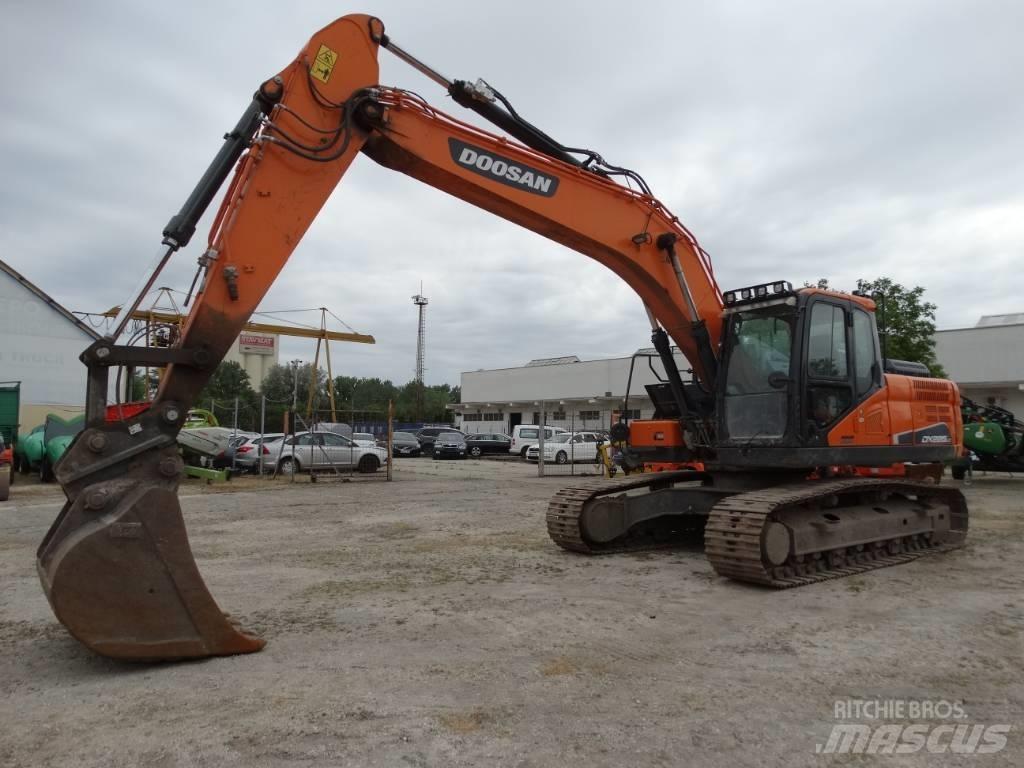 Doosan DX 225 LC-5 Vikšriniai ekskavatoriai
