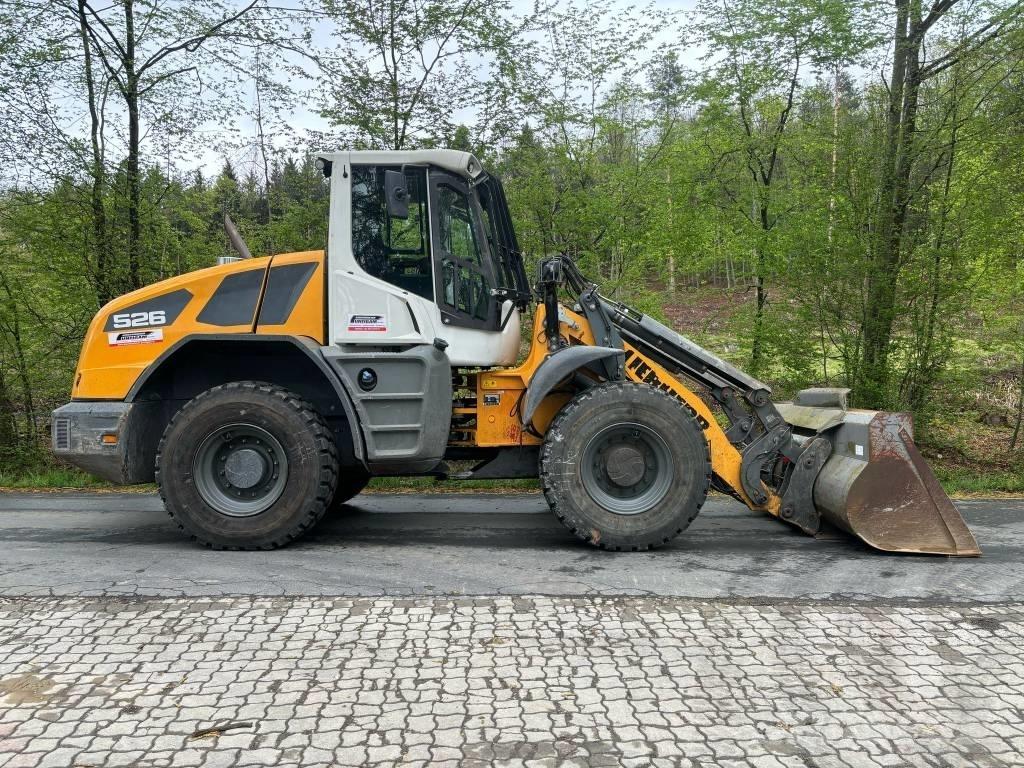 Liebherr L 526 Naudoti ratiniai krautuvai