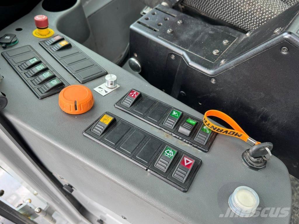 Paus SL 9088 Naudoti ratiniai krautuvai