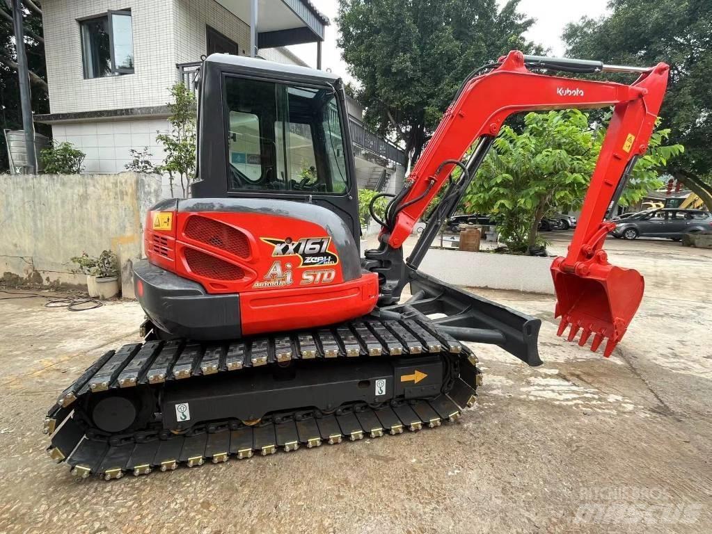 Kubota kx155 Vikšriniai ekskavatoriai