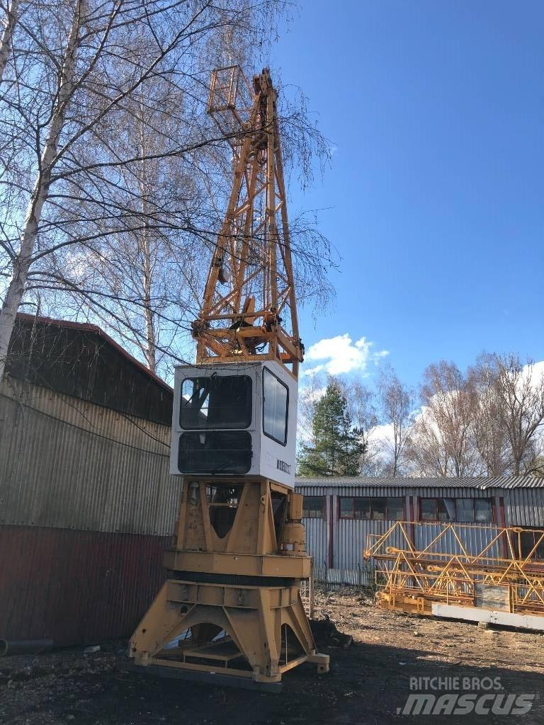 Liebherr 112EC-H Bokštiniai kranai