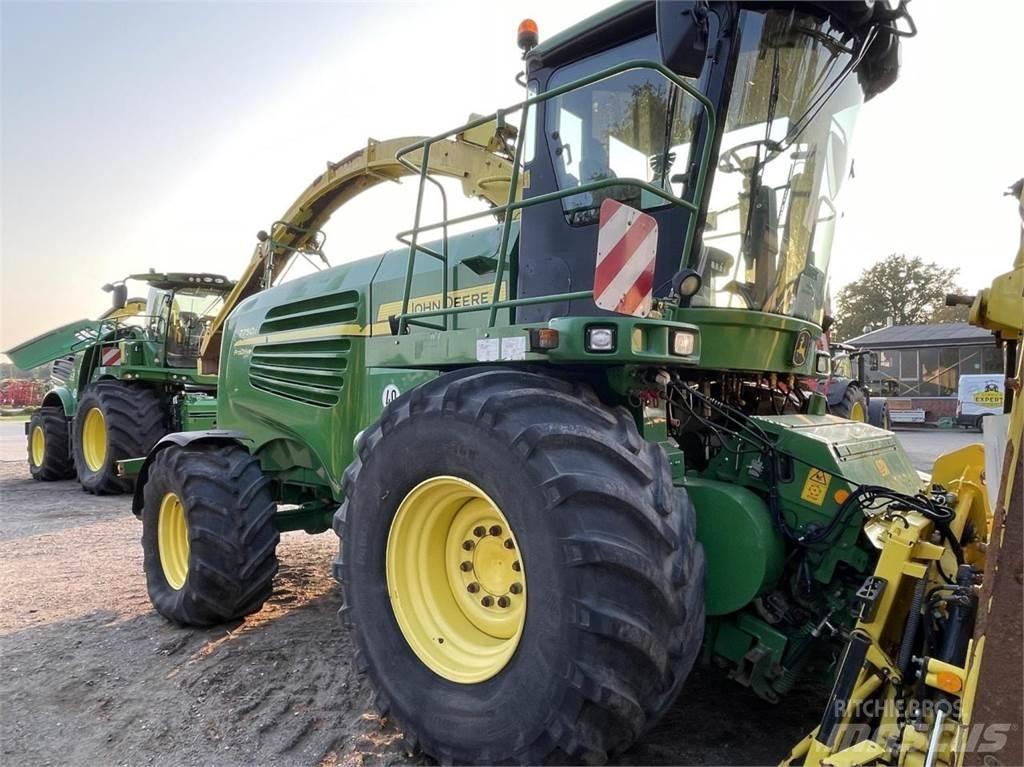 John Deere 7750 Pašarų ruošimo technika
