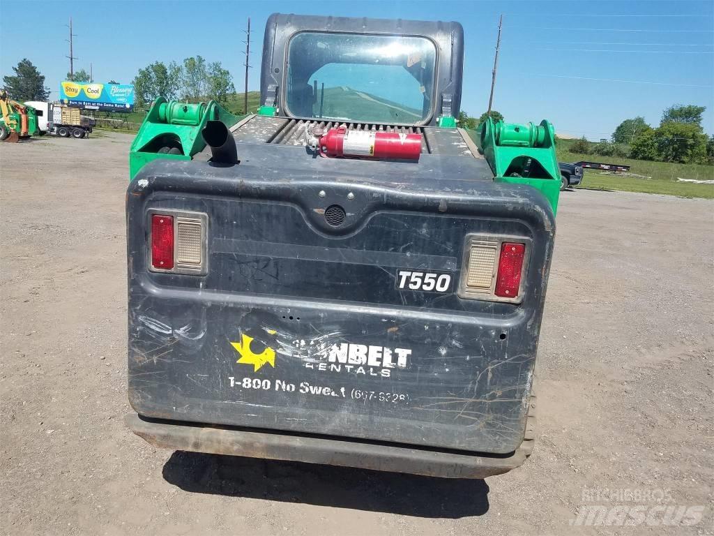 Bobcat T550 Krautuvai su šoniniu pasukimu