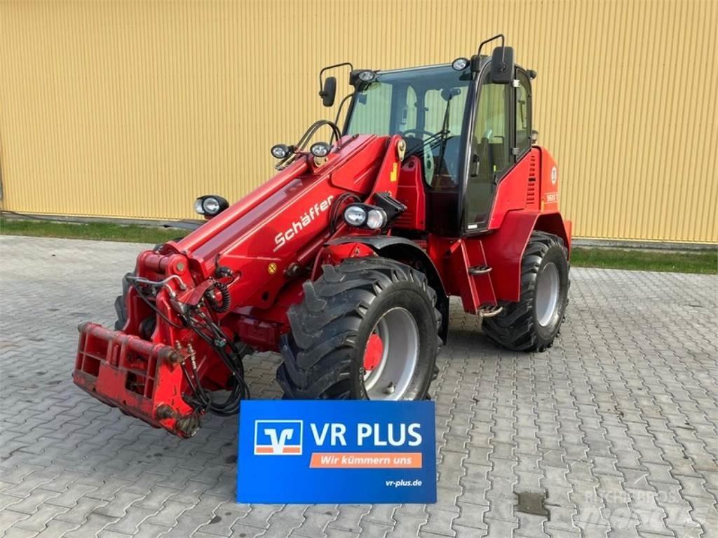 Schäffer 9610T Teleskopiniai krautuvai žemės ūkiui