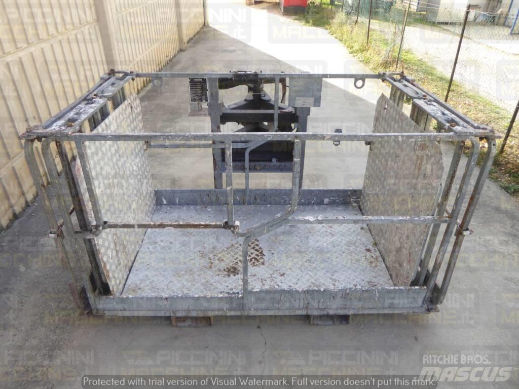 Manitou 2,25-4 ML Kiti naudoti statybos komponentai
