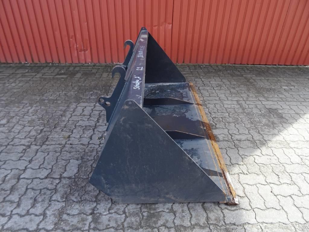 Schäffer Skovl Kaušai
