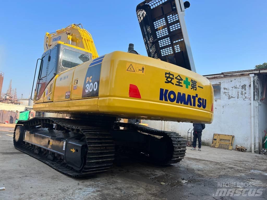 Komatsu PC300-7 Vikšriniai ekskavatoriai