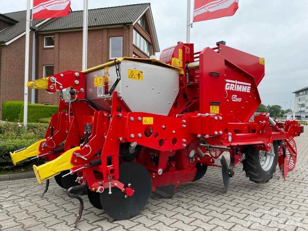 Grimme GL 32 F Bulvių sodinamosios