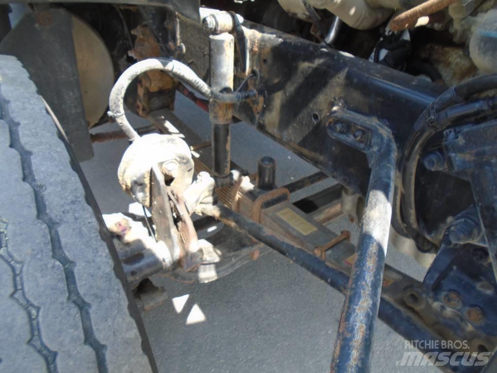 Sterling L 9500 Savivarčių priekabų vilkikai