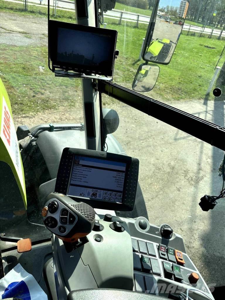 CLAAS Xerion 5000 Traktoriai
