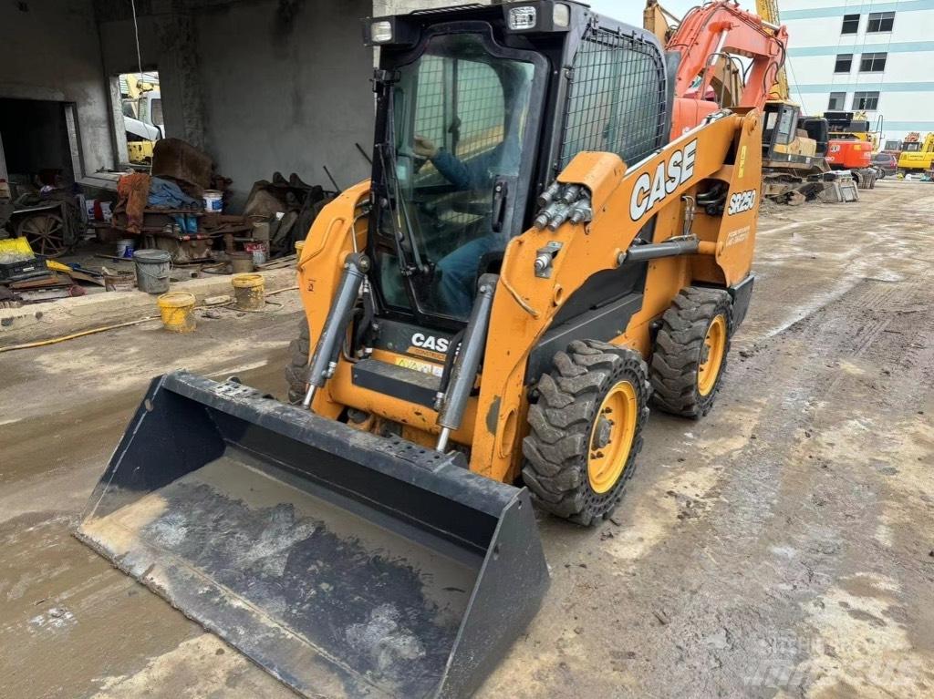 CASE SR 250 Krautuvai su šoniniu pasukimu