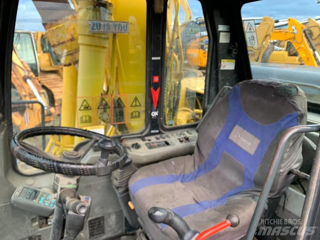 Komatsu PW 170 ES Ratiniai ekskavatoriai