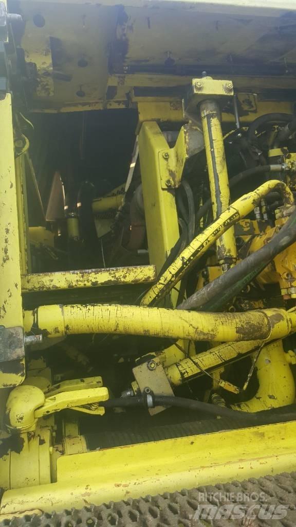 Liebherr 964 Vikšriniai ekskavatoriai