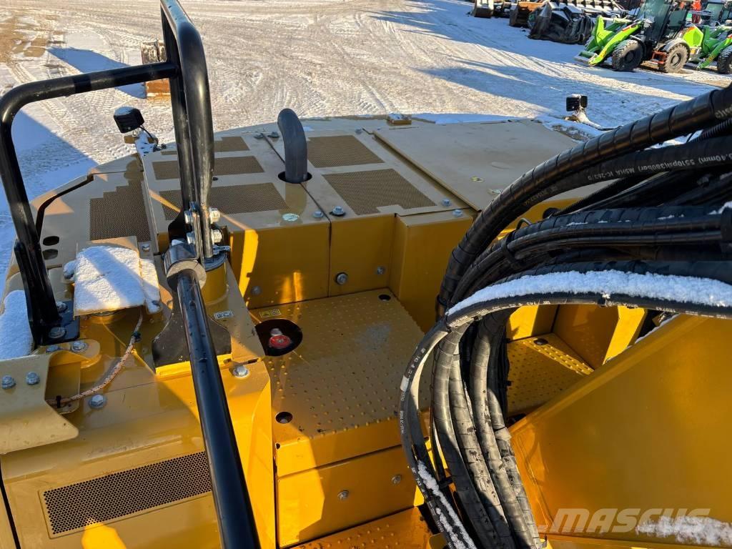 CAT 325 Vikšriniai ekskavatoriai