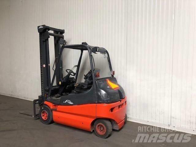 Linde E25-02 Elektriniai šakiniai krautuvai