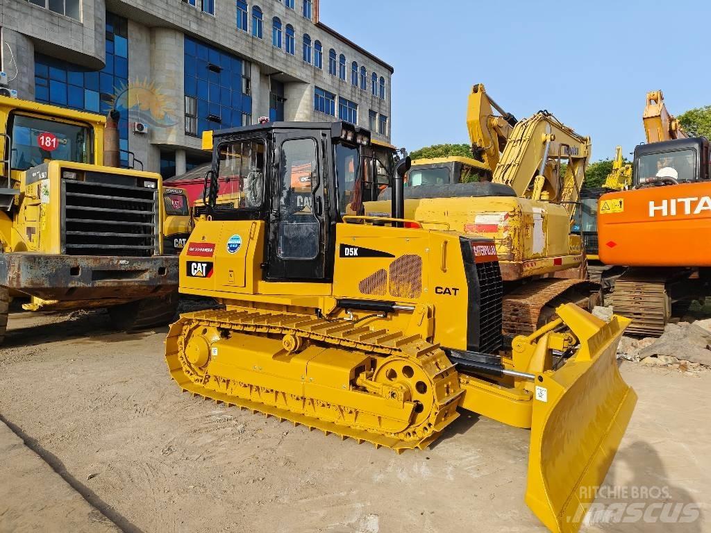 CAT D 5 K Vikšriniai buldozeriai