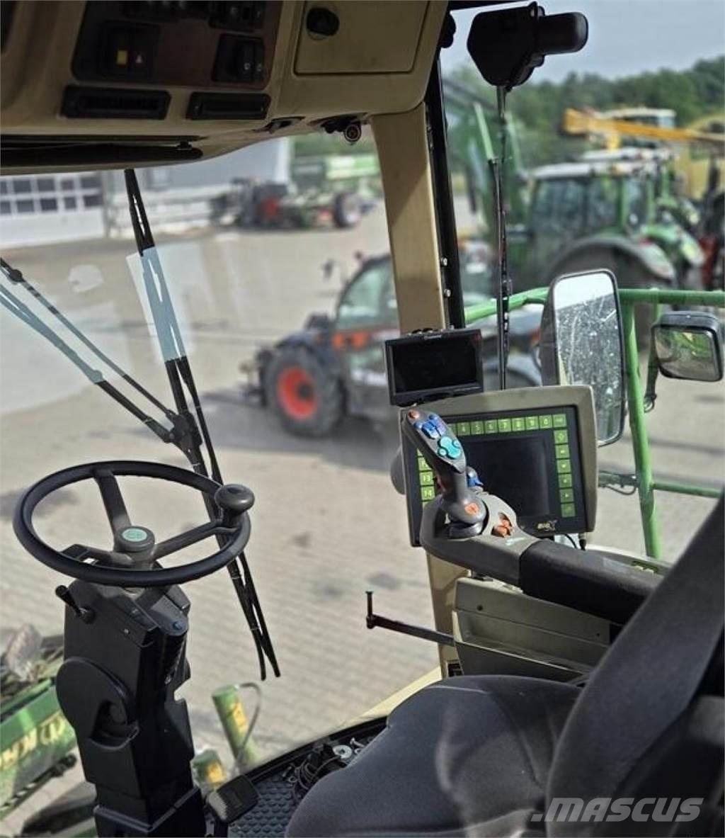 Krone Big X 650 Pašarų ruošimo technika