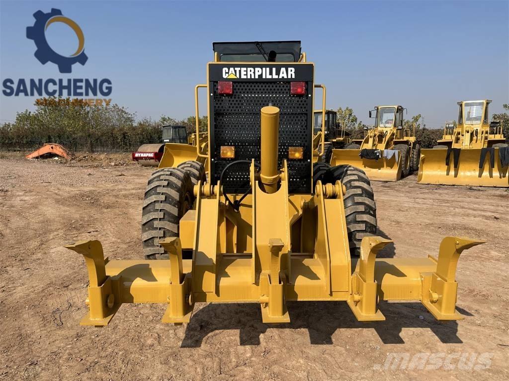 CAT 140 H Greideriai
