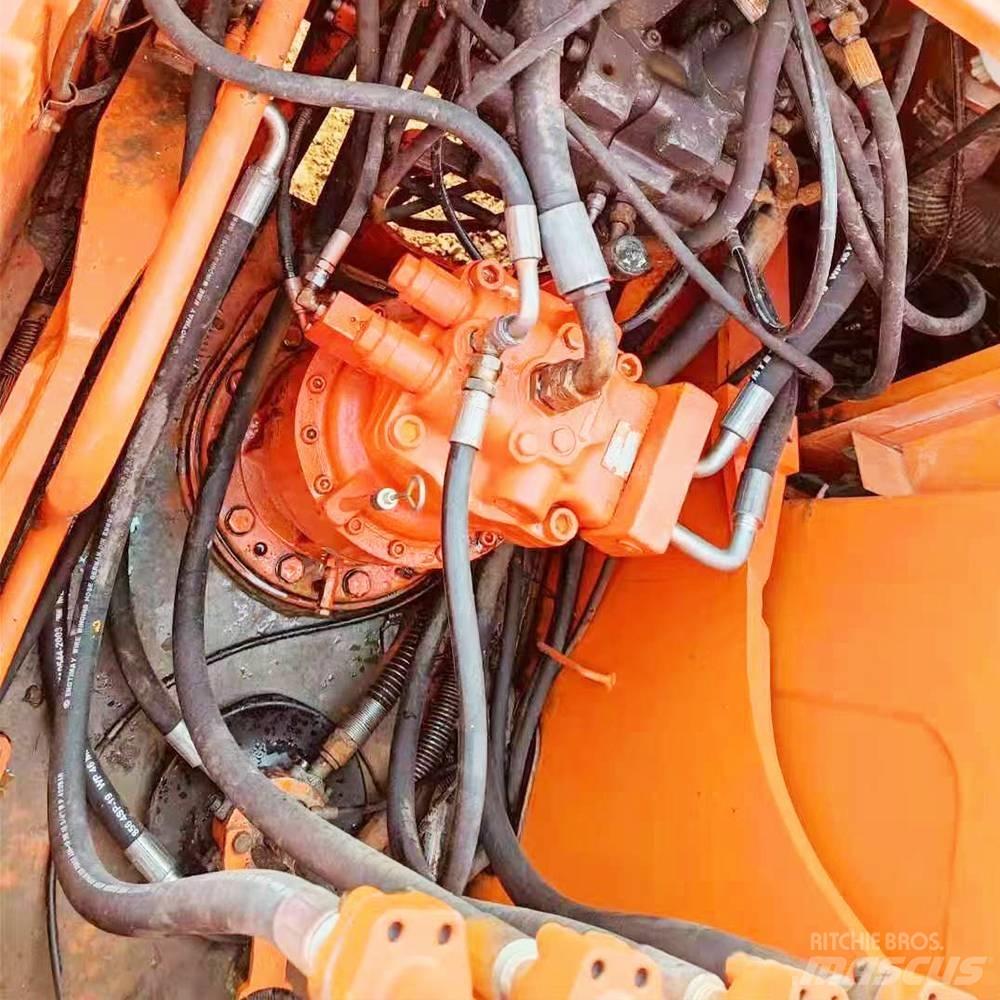 Doosan 225 Vikšriniai ekskavatoriai