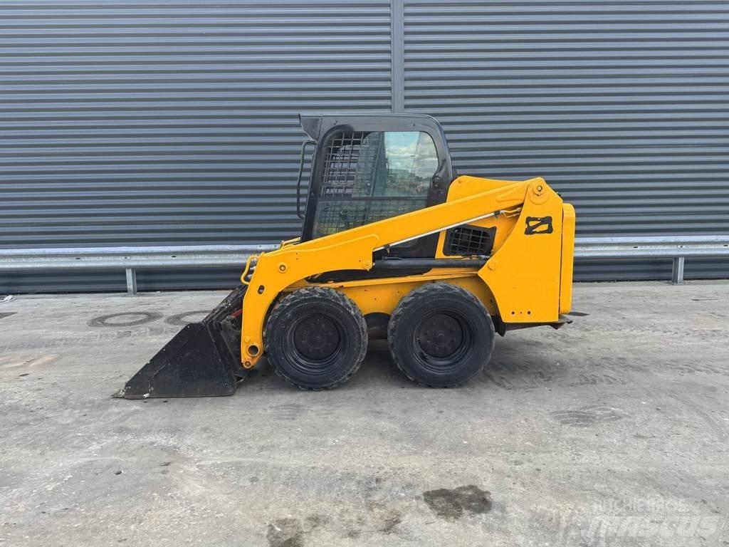 Bobcat S 450 Skiedrovežiai